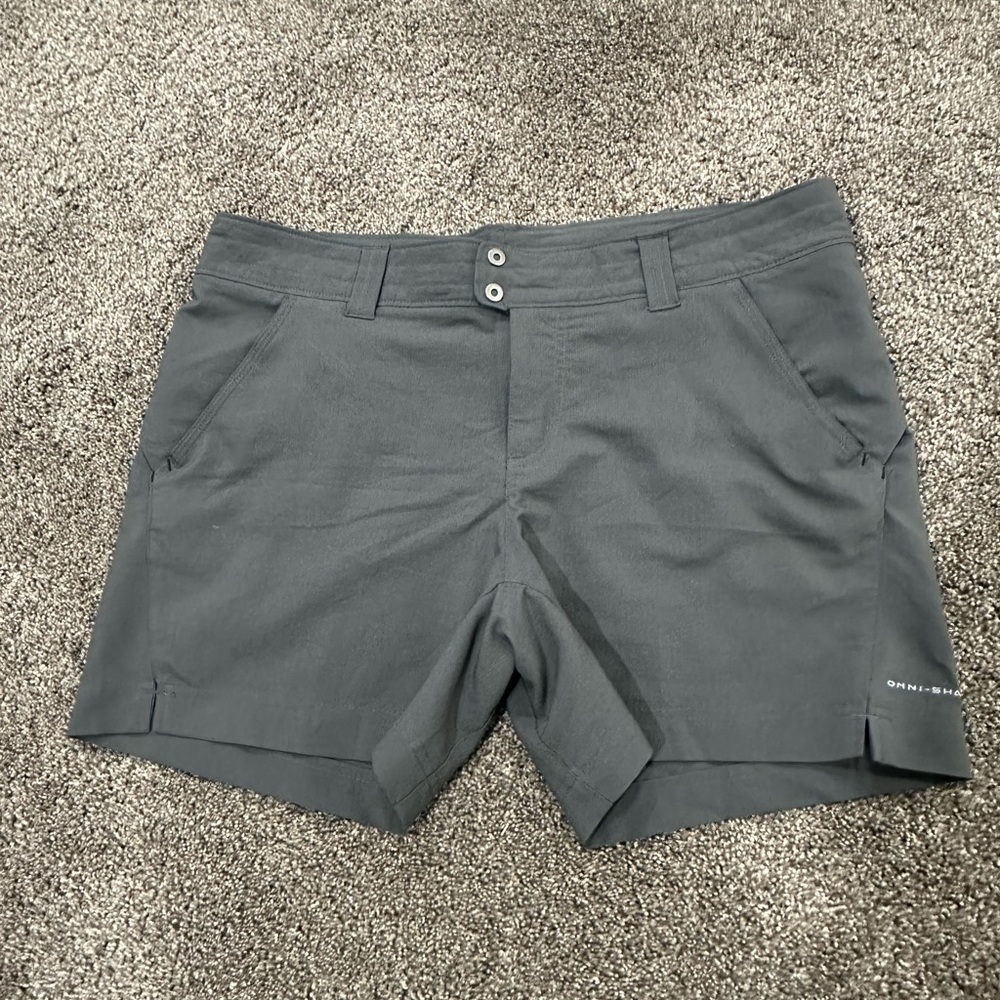 Women’s Columbia shorts